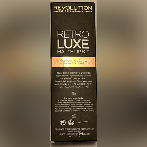 Makeup Revolution “Grandee” Matte lip kit - Picture 3 of 4